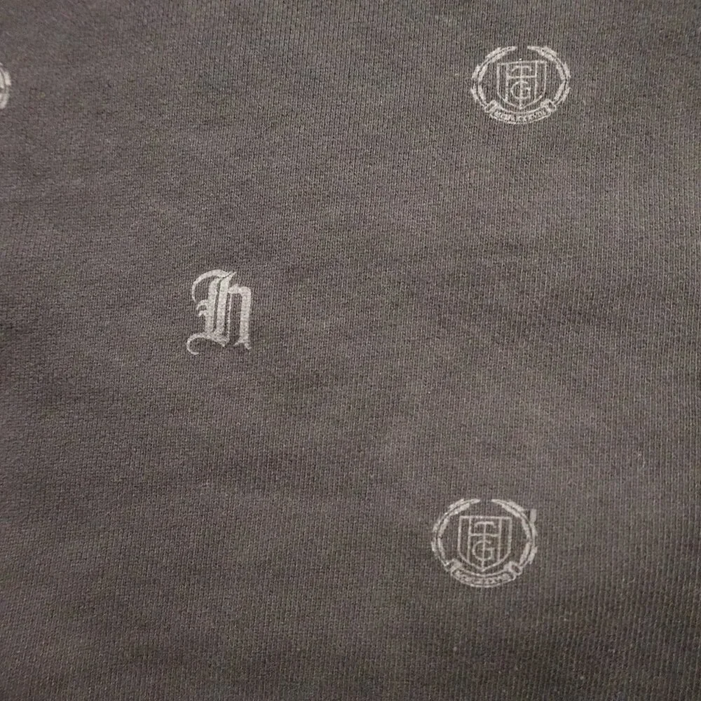 Honor the Gift Crest Monogram Raw Edge Pullover Sweater men's XL black modded - Picture 2 of 9